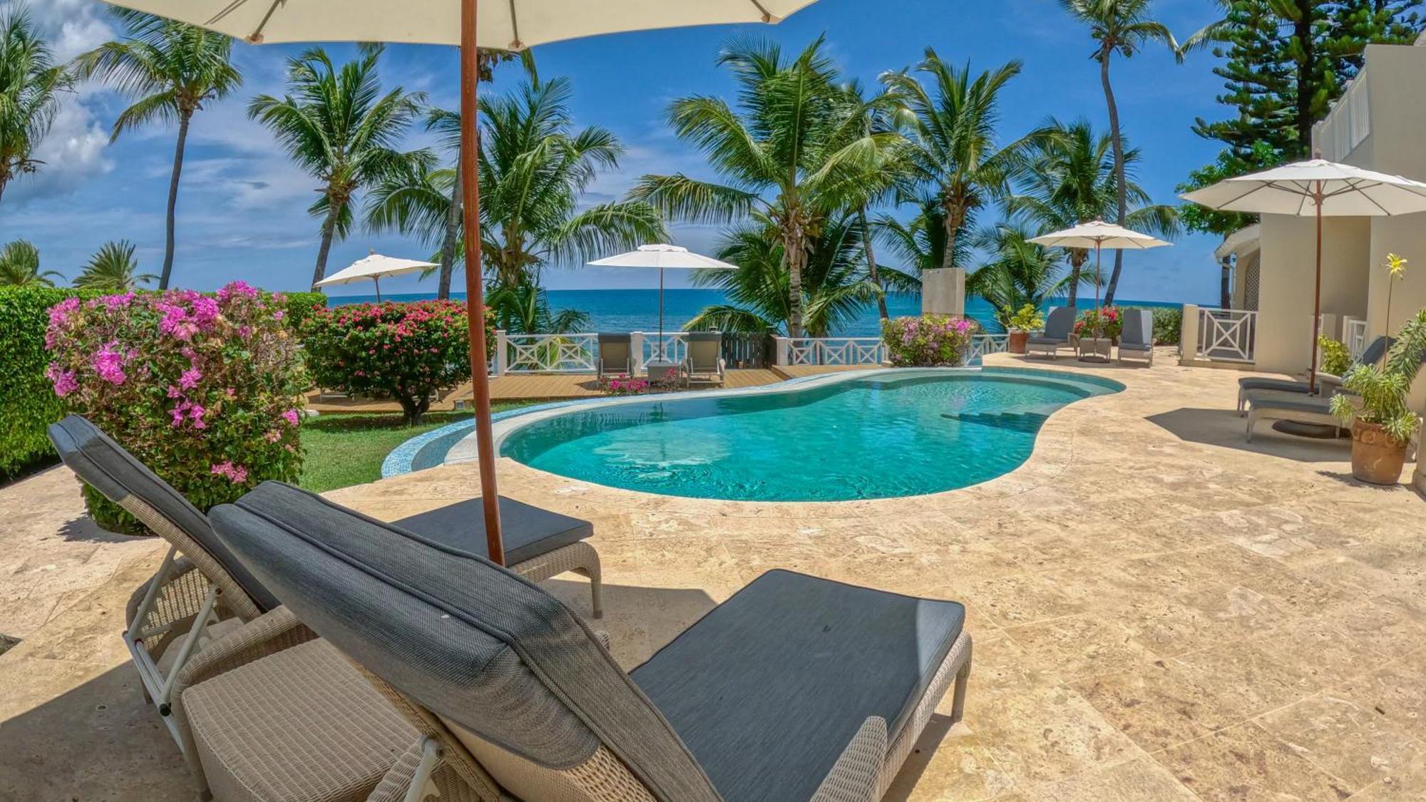 Blue Waters Resort And Spa St. John's Eksteriør billede